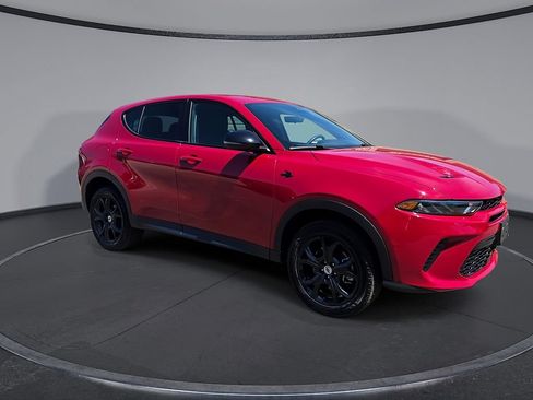 Used 2023 Dodge Hornet GT AWD/4WD image 11