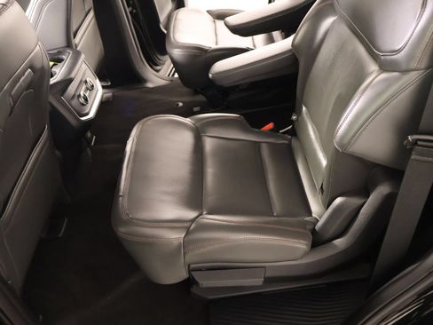Used 2025 Ford Expedition Active AWD/4WD image 13