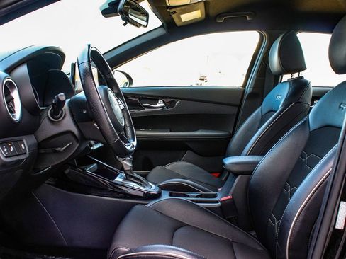 Used 2023 Kia Forte GT-Line w/ GT-Line Technology Package image 31