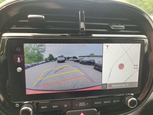 Certified 2024 Kia Soul EX FWD image 25