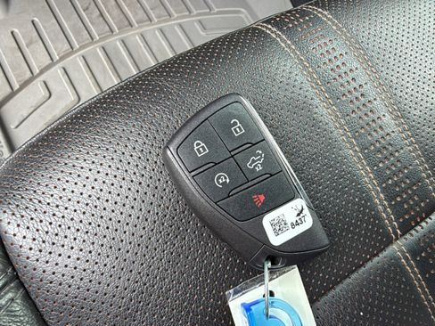 Used 2024 Chevrolet Silverado 3500 High Country w/ High Country Premium Package image 27