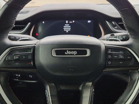 Used 2021 Jeep Grand Cherokee L Limited image 24