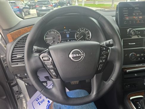 Used 2023 Nissan Armada SL w/ Captain's Chairs Package RWD image 12