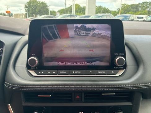 Used 2023 Nissan Rogue SV FWD image 26