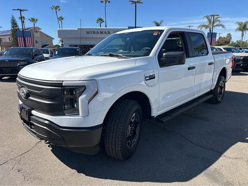 Used 2024 Ford F150 Lightning Pro image 11
