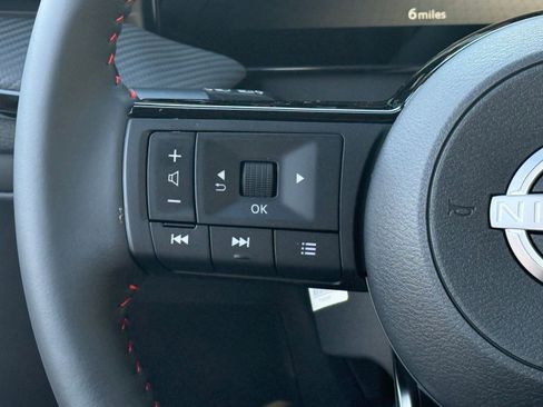 New 2026 Nissan Kicks SR FWD image 14