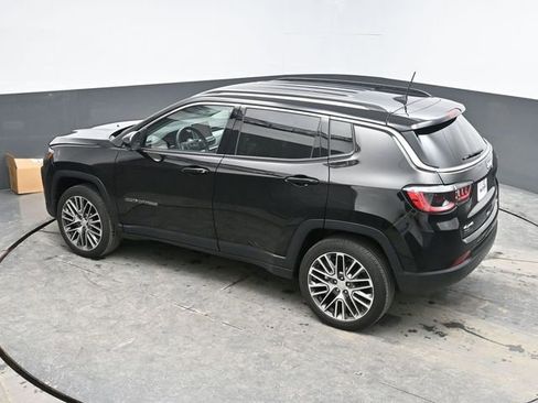 Used 2022 Jeep Compass Limited image 22