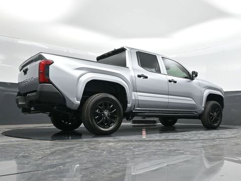 Used 2025 Toyota Tacoma SR image 37