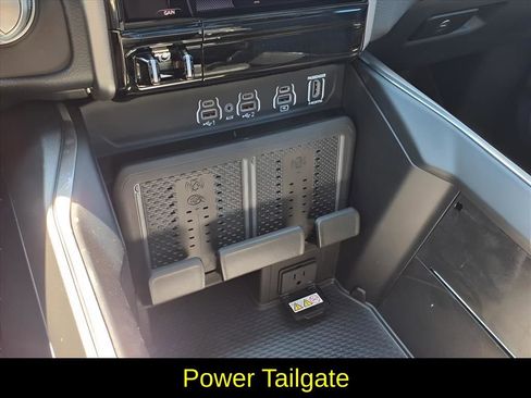 New 2026 RAM 1500 Laramie w/ Night Edition AWD/4WD image 24
