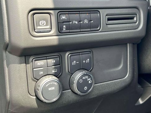 Used 2024 Chevrolet Tahoe RST AWD/4WD image 24