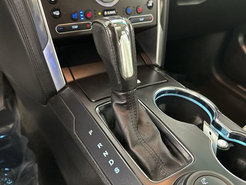 Used 2016 Ford Explorer Platinum AWD/4WD image 20
