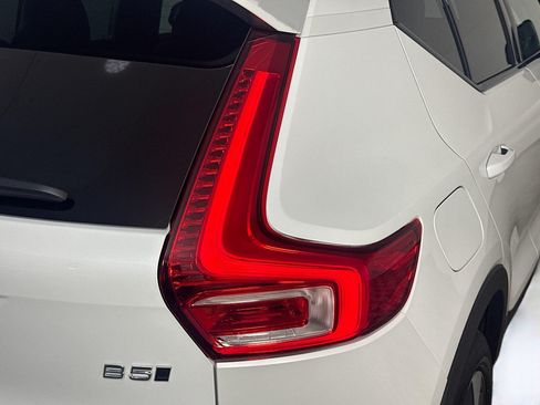 Used 2026 Volvo XC40 B5 Plus AWD/4WD image 34