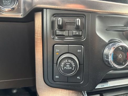 Used 2024 Ford F150 King Ranch AWD/4WD image 17