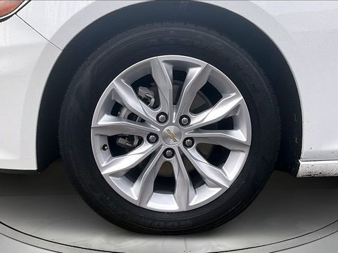 Used 2024 Chevrolet Malibu LT image 27