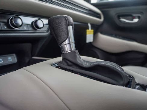 Certified 2026 Honda HR-V LX image 26