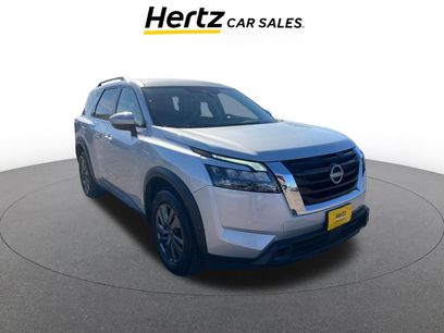 Used 2025 Nissan Pathfinder SV