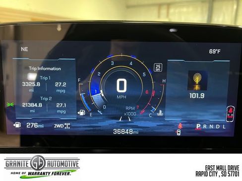 Used 2026 Chevrolet Equinox LT AWD/4WD image 16