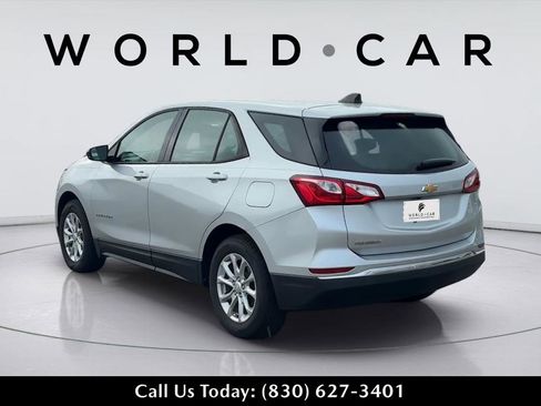 Used 2018 Chevrolet Equinox LS FWD image 5