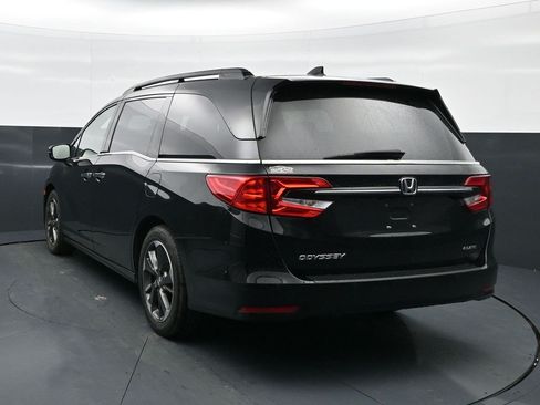 Used 2024 Honda Odyssey Elite image 5