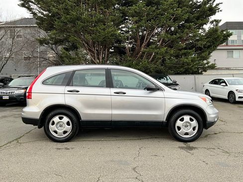 Used 2010 Honda CR-V LX image 9