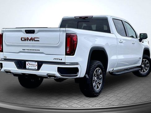 Used 2024 GMC Sierra 1500 AT4 w/ Technology Package AWD/4WD image 2