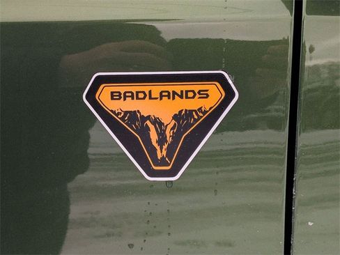 Certified 2022 Ford Bronco Badlands image 9