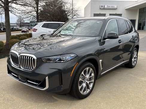 New 2026 BMW X5 xDrive50e w/ Executive Package AWD/4WD image 1