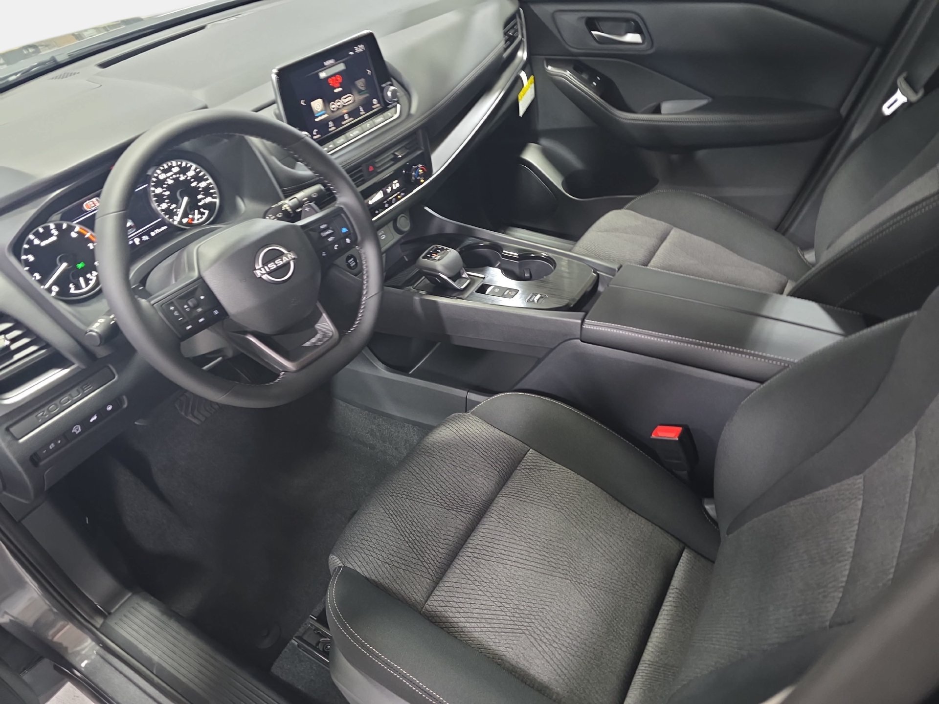 New 2026 Nissan Rogue SV FWD image 16