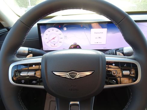 New 2026 Genesis GV80 2.5T Prestige image 18