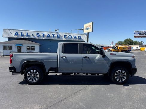 Used 2025 Chevrolet Silverado 2500 Custom w/ Custom Value Package AWD/4WD image 10
