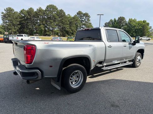 Used 2025 Chevrolet Silverado 3500 LT w/ Safety Package AWD/4WD image 7