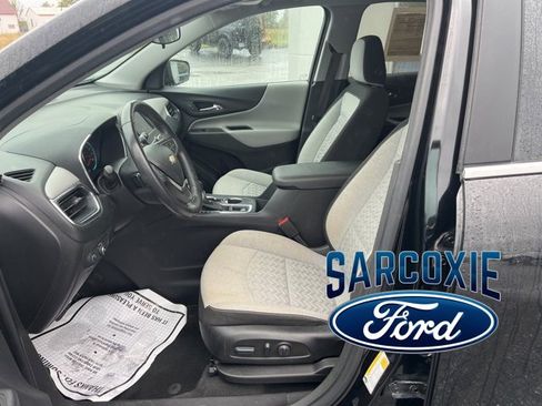 Used 2022 Chevrolet Equinox LT image 10