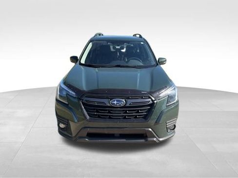 Used 2023 Subaru Forester Limited AWD/4WD image 8