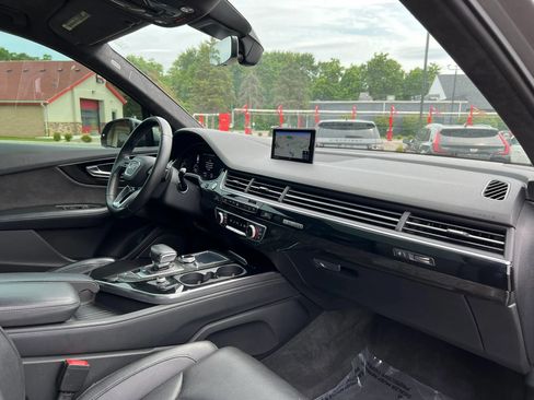 Used 2017 Audi Q7 3.0T Prestige w/ Prestige Package AWD/4WD image 24