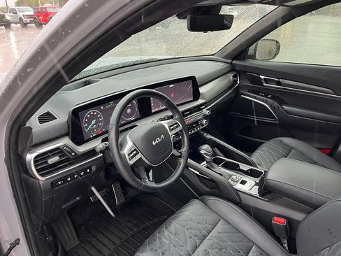 Used 2025 Kia Telluride SX Prestige X-Pro AWD/4WD image 12