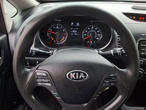 Used 2018 Kia Forte LX FWD image 17