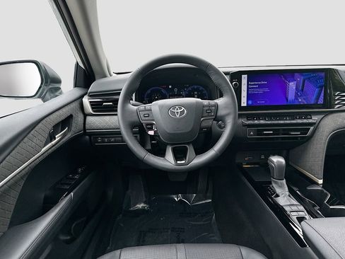 Used 2025 Toyota Camry XLE w/ Premium Package AWD/4WD image 22