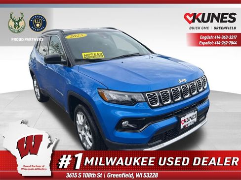 Used 2025 Jeep Compass Limited AWD/4WD image 1