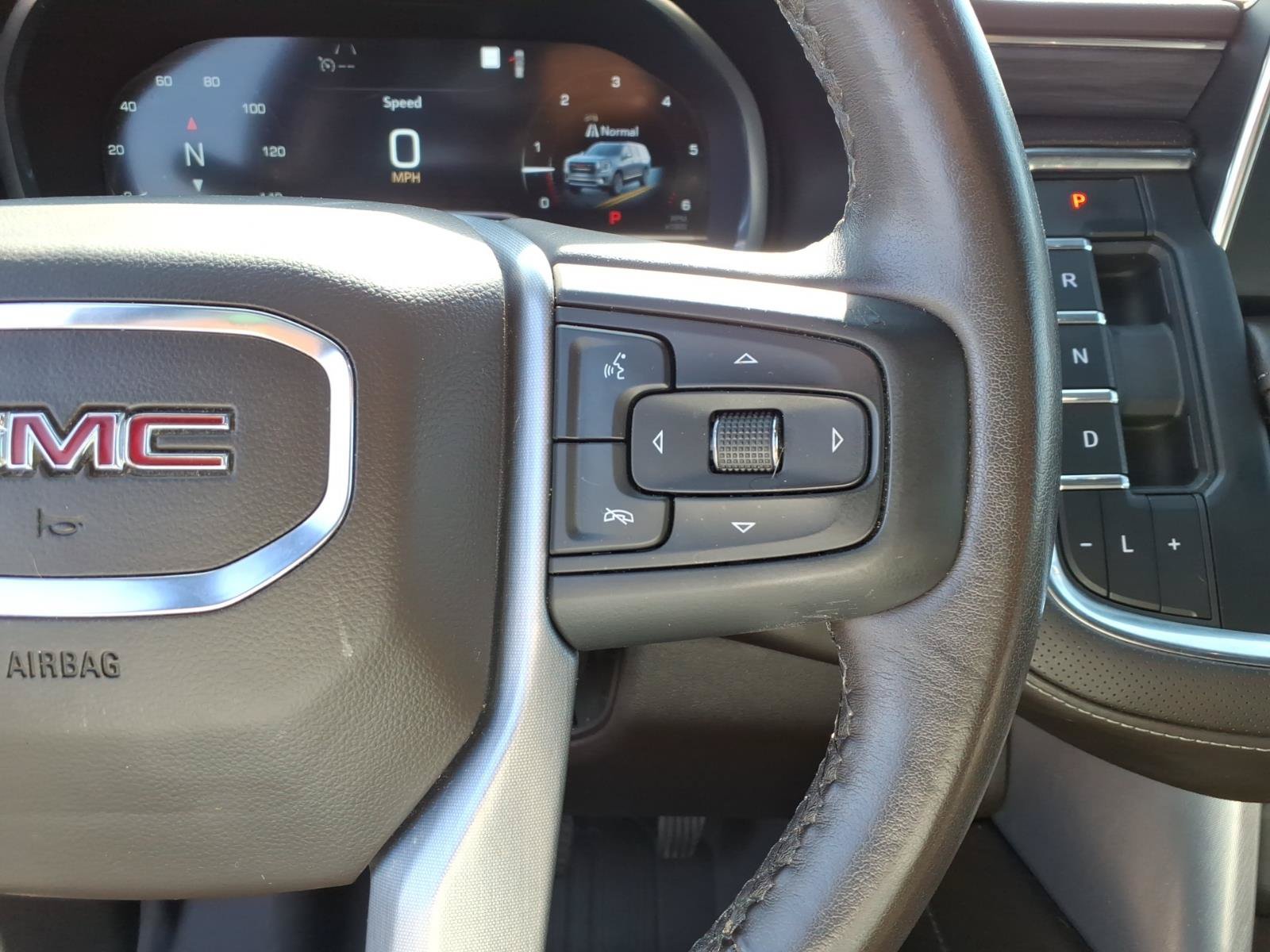 Used 2023 GMC Yukon XL SLT RWD image 11