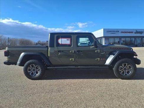 New 2026 Jeep Gladiator Mojave w/ Safety Group image 2