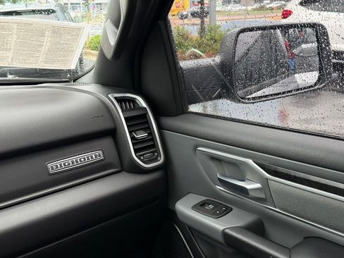 Used 2022 RAM 1500 Big Horn AWD/4WD image 12