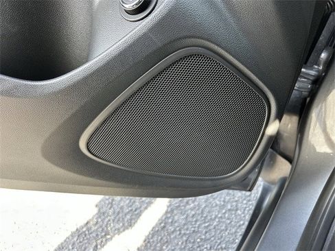 Used 2020 Buick Encore GX Essence w/ Advanced Technology Package image 21