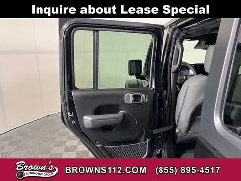 Used 2026 Jeep Wrangler Sport S image 38