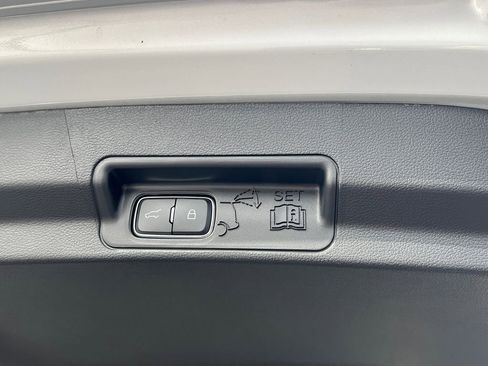 New 2026 Ford Explorer Platinum w/ LUX Leather Package AWD/4WD image 43
