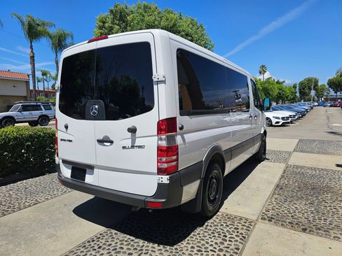 Used 2016 Mercedes-Benz Sprinter 2500 image 5