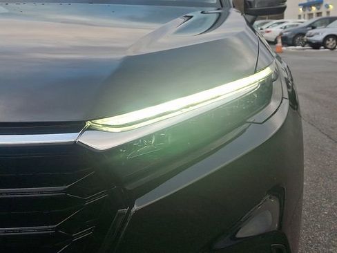 Used 2024 Honda CR-V EX image 9