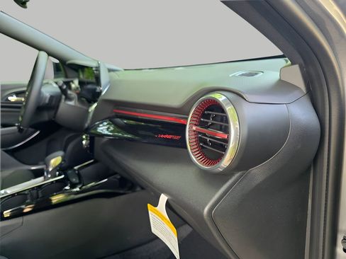 New 2026 Chevrolet Trax RS FWD image 12