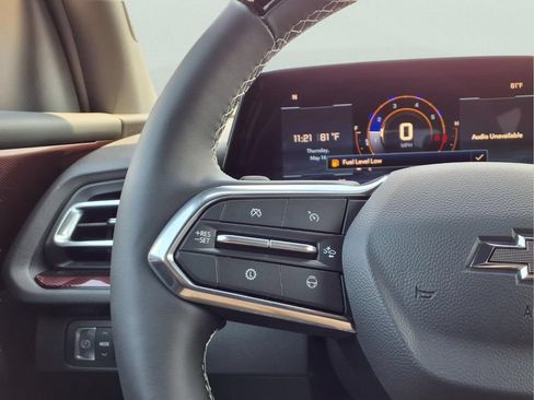 New 2026 Chevrolet Traverse Z71 w/ Enhanced Driving Package AWD/4WD image 13