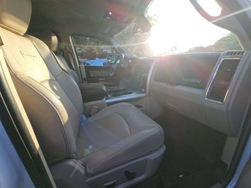 Used 2017 RAM 3500 Laramie image 16