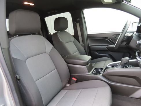Used 2026 Chevrolet Colorado Trail Boss AWD/4WD image 24